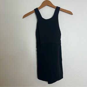 Lululemon Womens Black Scoop Neck Criss-Cross Back Strap Activewear Top size 8
